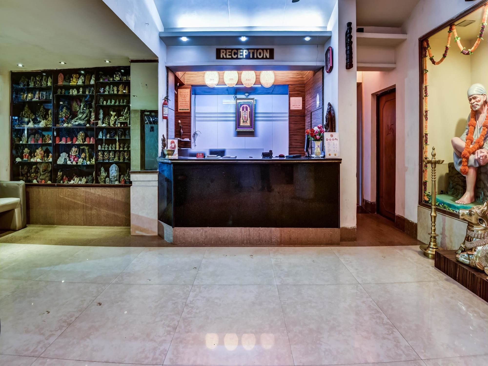 Oyo 1781 Hotel Panchratna Panvel Εξωτερικό φωτογραφία